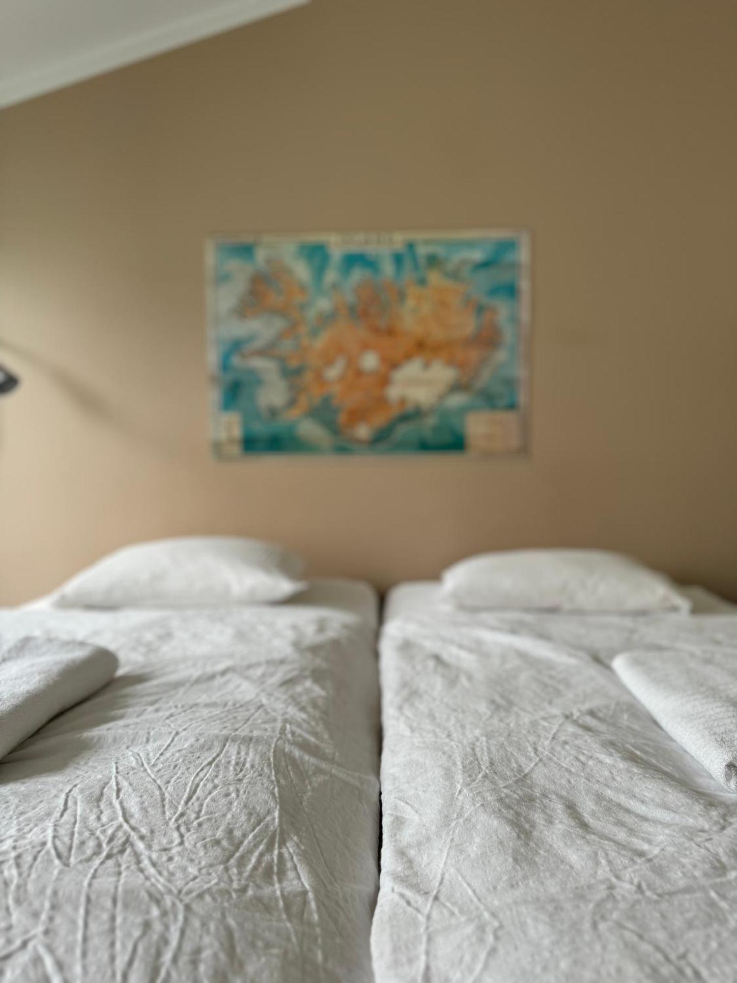 Akureyri Backpackers Hostel Bagian luar foto